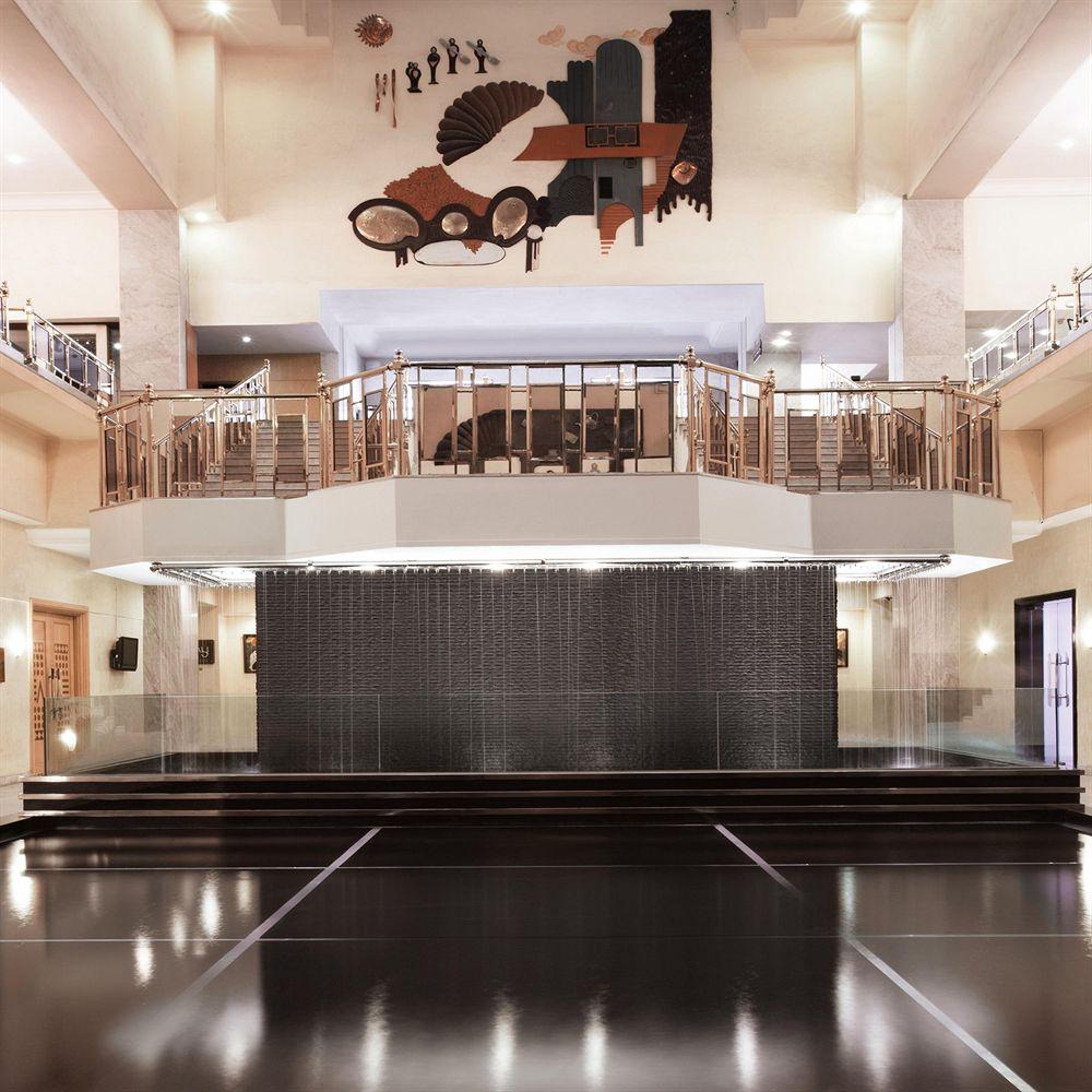 Le Meridien بنغالور المظهر الخارجي الصورة