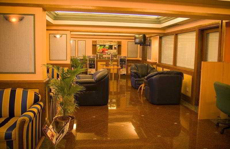 Le Meridien بنغالور المظهر الخارجي الصورة