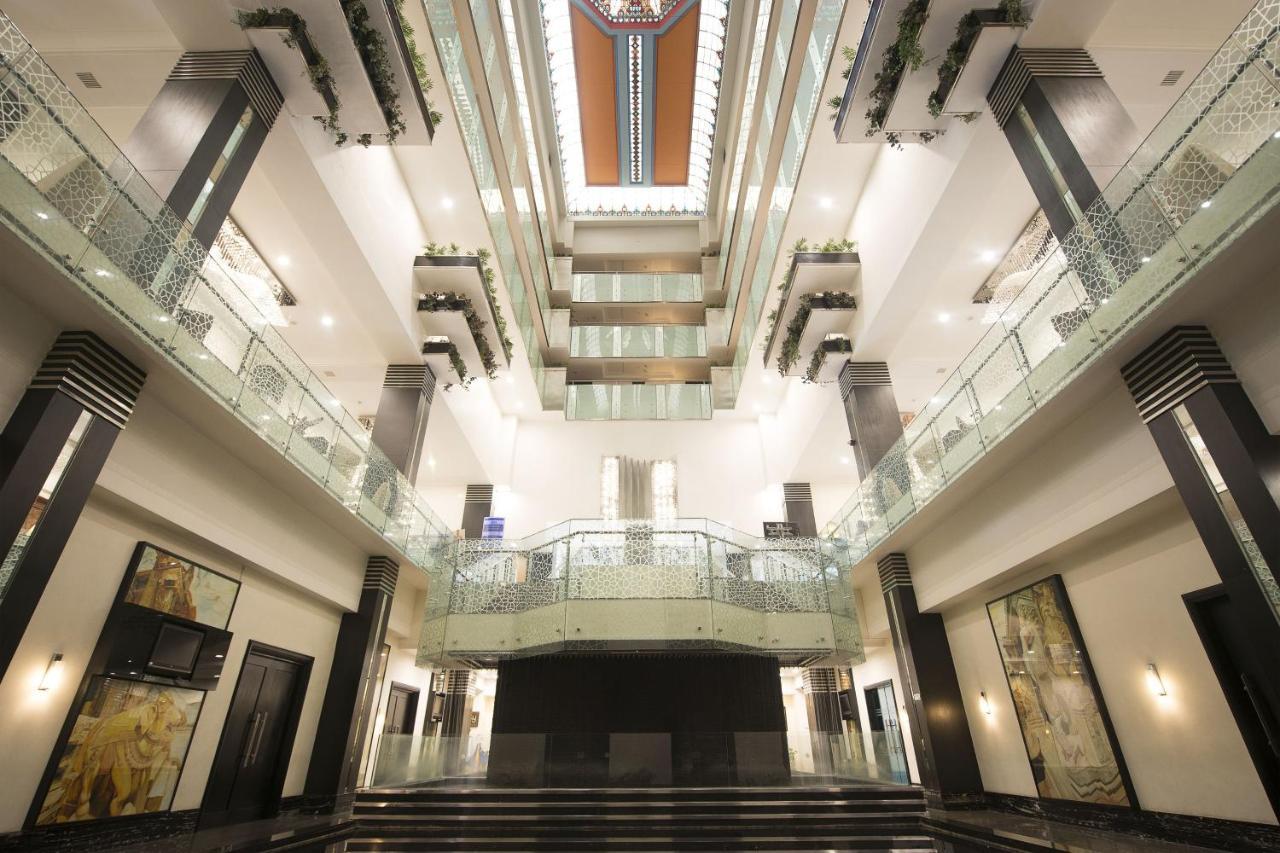 Le Meridien بنغالور المظهر الخارجي الصورة